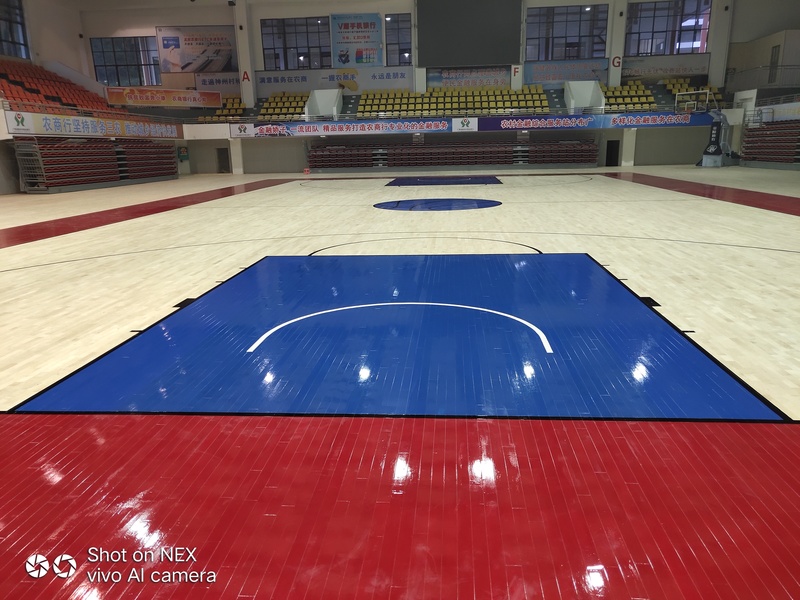 广西桂林亚盈官网县民族体育馆木地板施工案例6